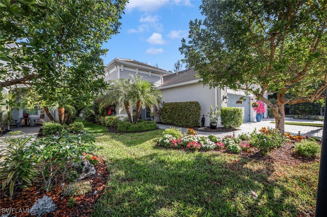 2211 Marquesa Cir., Naples, FL 34112