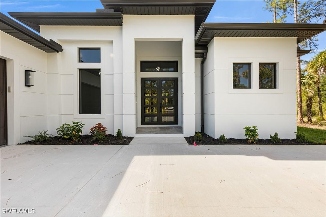 3388 40th Ave., Naples, FL 34117