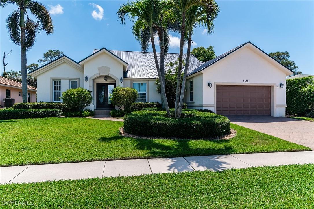 1161 Bluebird Ave., Marco Island, FL 34145