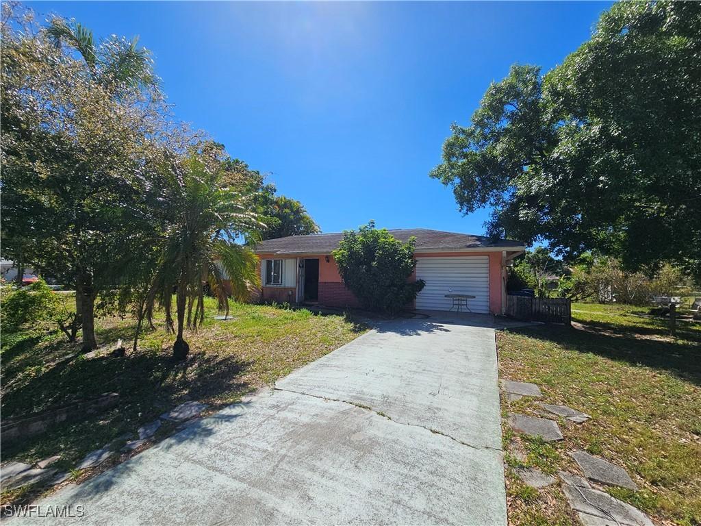 643 Canal Dr., North Fort Myers, FL 33903