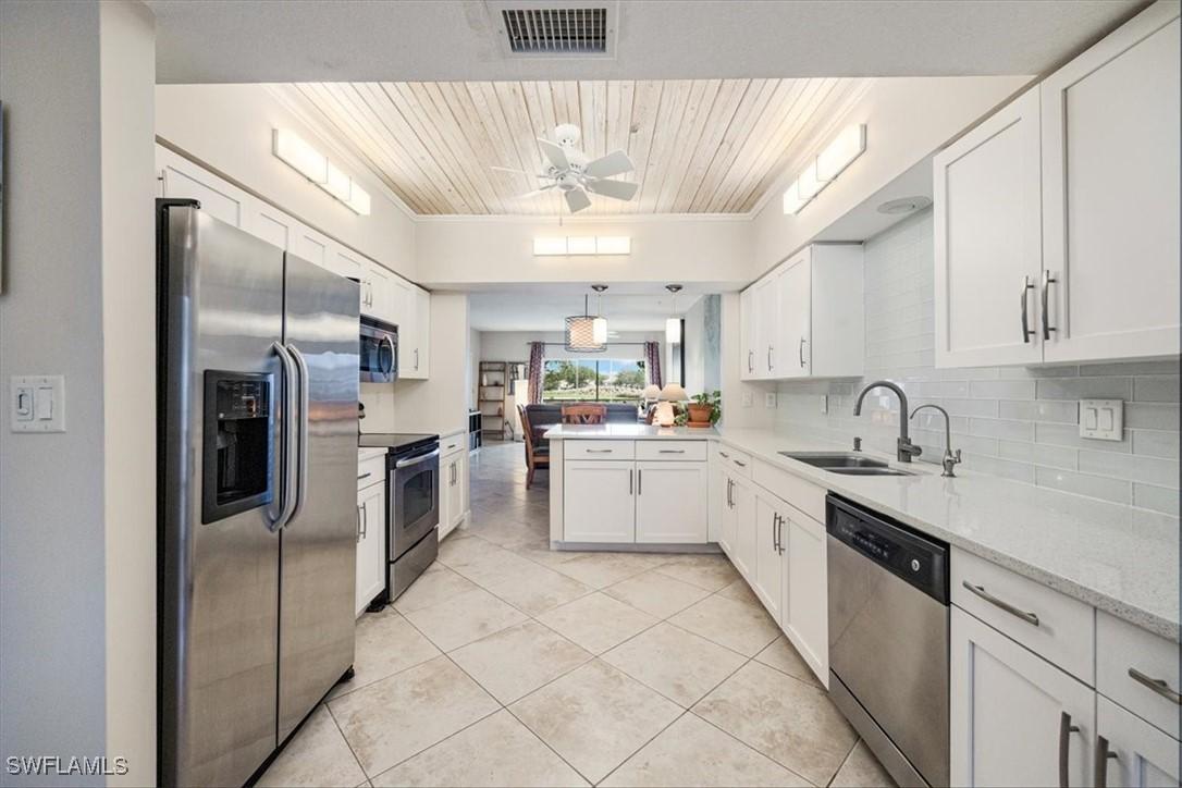 6025 Chardonnay Ln. #103, Naples, FL 34119