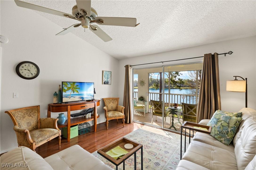 1712 Kings Lake Blvd. #3-205, Naples, FL 34112