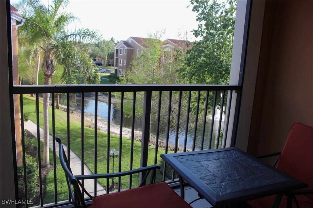 1190 Reserve Way #302, Naples, FL 34105