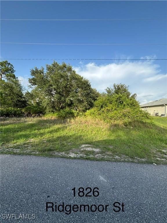 1826 Ridgemoor St., Lehigh Acres, FL 33972