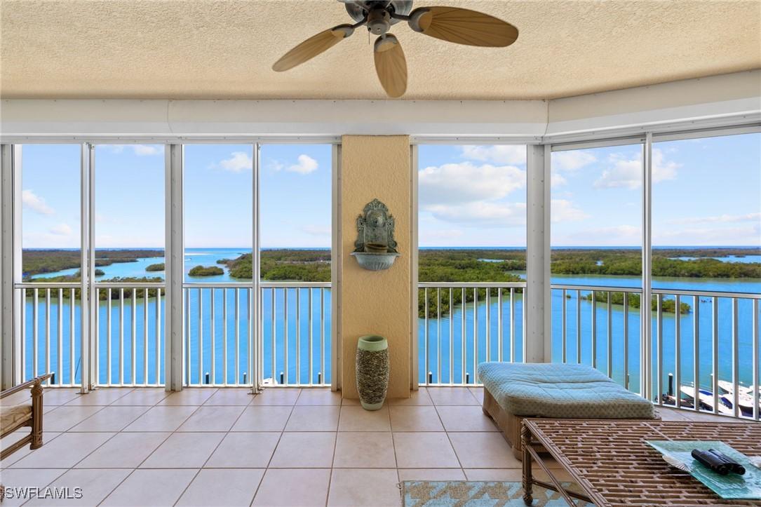 435 Dockside Dr. #A804, Naples, FL 34110