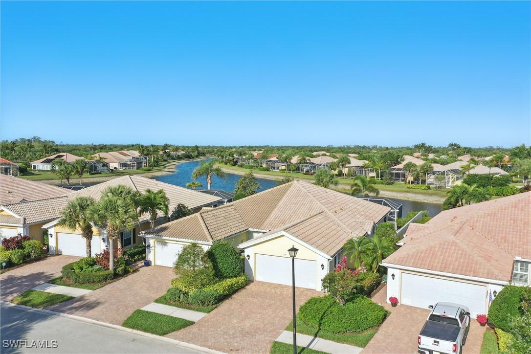 8205 Xenia Ln., Naples, FL 34114