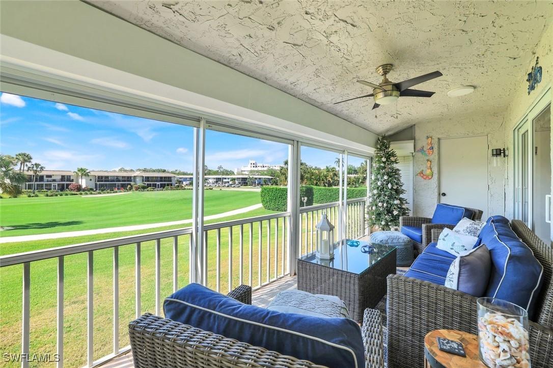 112 Penny Ln. #766, Naples, FL 34112