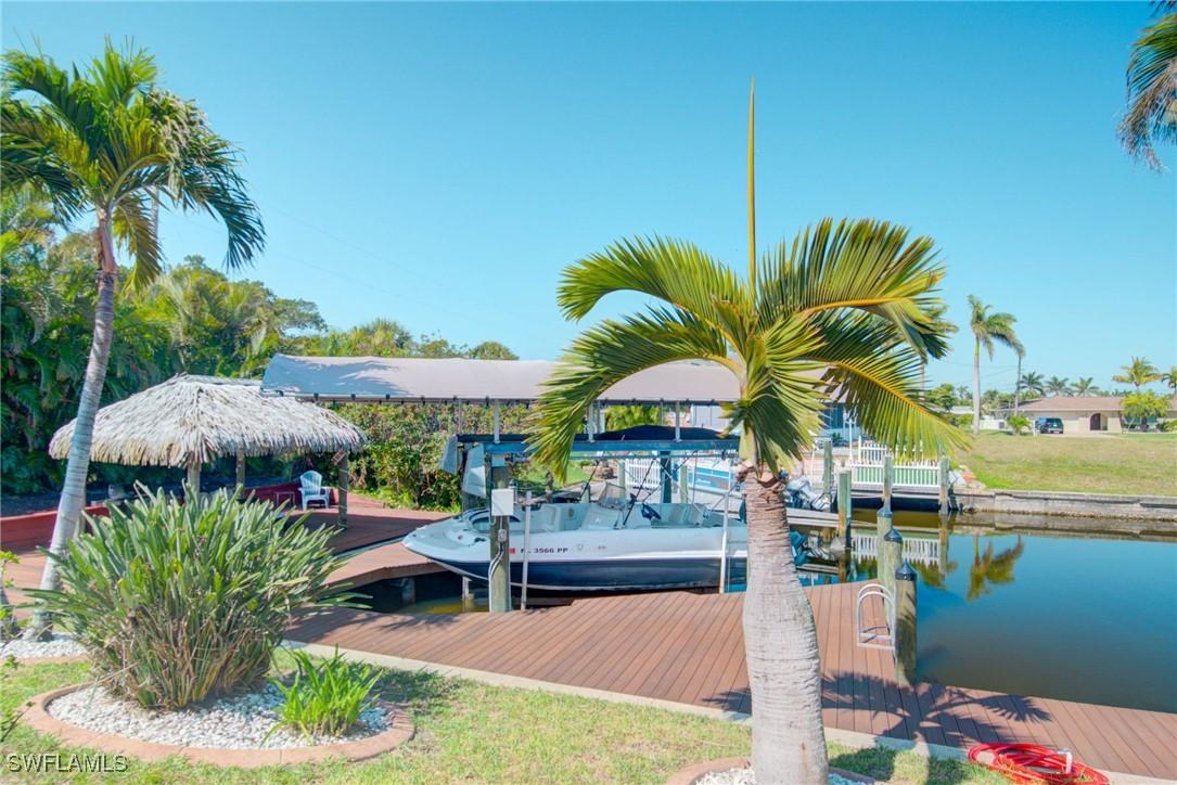 5158 Santa Rosa Ct., Cape Coral, FL 33904