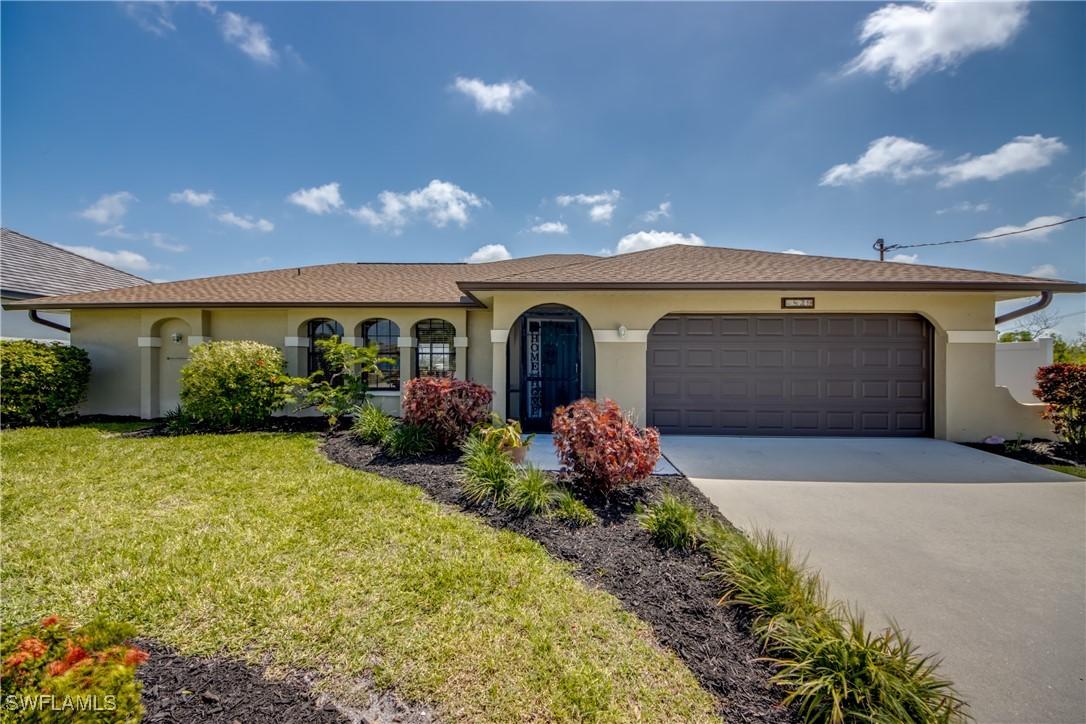 829 NW 33rd Pl., Cape Coral, FL 33993