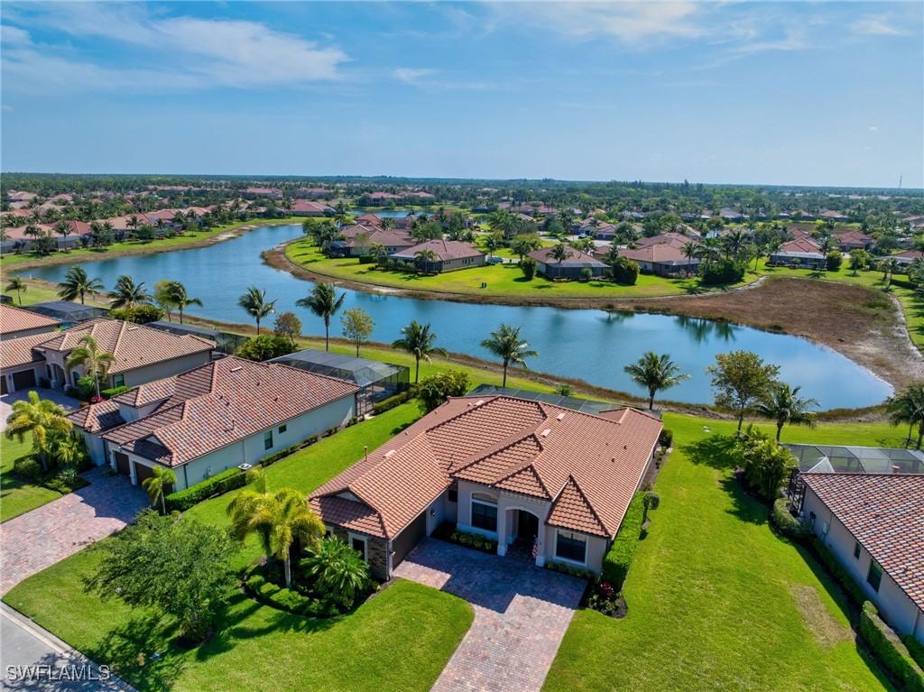 9463 Campanile Cir., Naples, FL 34114