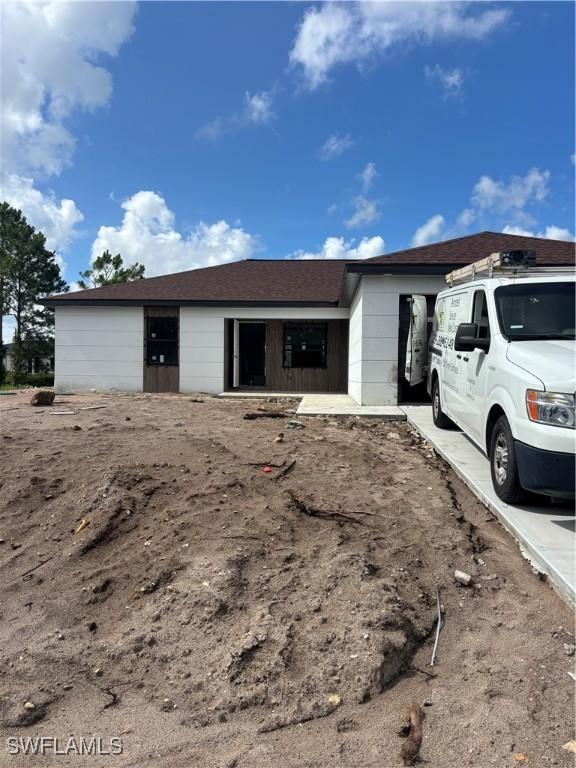 1118 Fontana St., Lehigh Acres, FL 33974