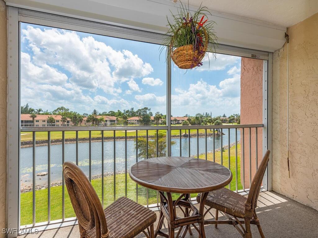 300 Forest Lakes Blvd. #302, Naples, FL 34105