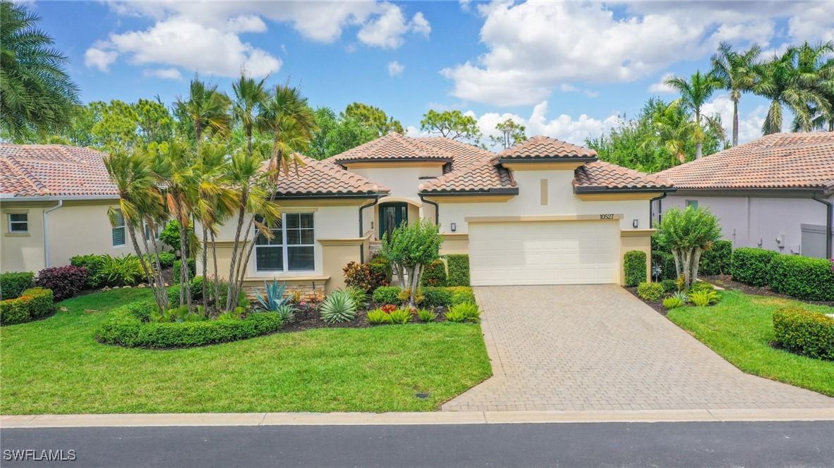 10527 Bellagio Dr., Fort Myers, FL 33913