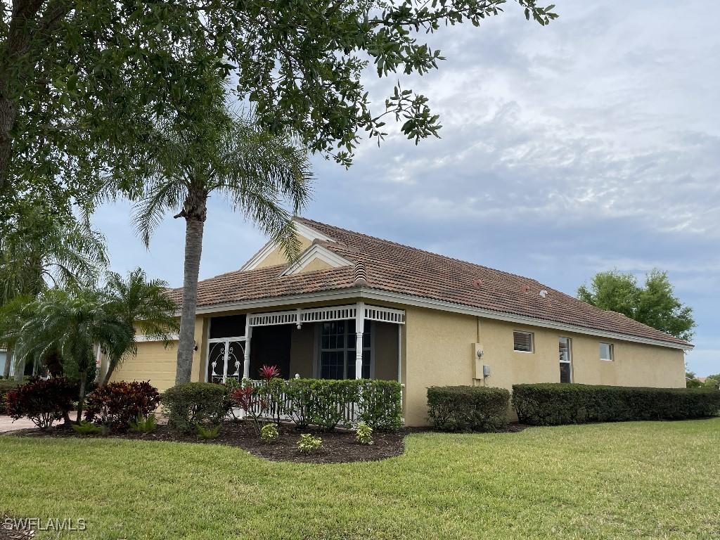 15119 Yellow Wood Dr., Alva, FL 33920