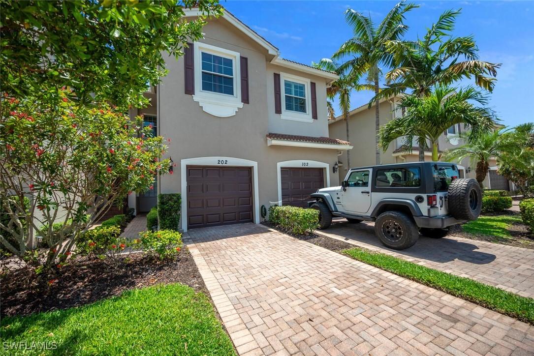 6532 Monterey Point #202, Naples, FL 34105