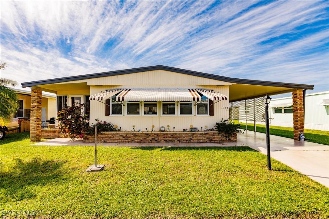 3148 Indian Village Ln., North Fort Myers, FL 33917