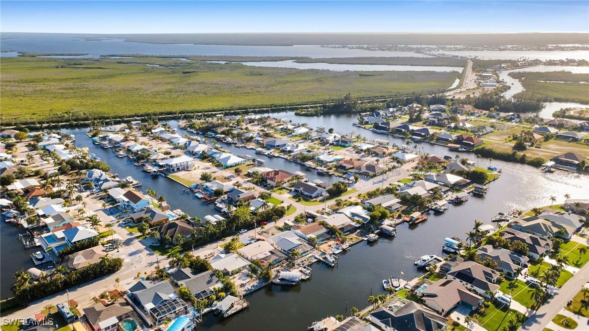 17638 Corallina Dr., Matlacha Isles, FL 33991