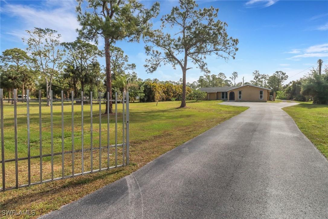 230 11th St., Naples, FL 34117