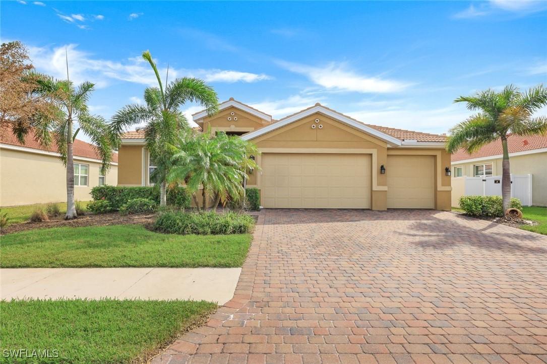 2971 Sunset Pointe Cir., Cape Coral, FL 33914