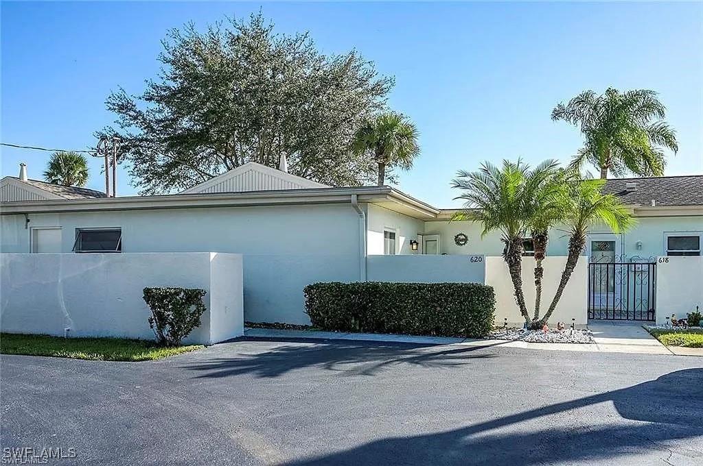 620 Joel Blvd., Lehigh Acres, FL 33936