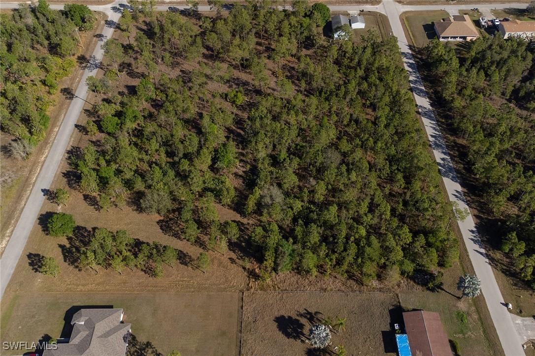 1017 Mcarthur Ave., Lehigh Acres, FL 33936