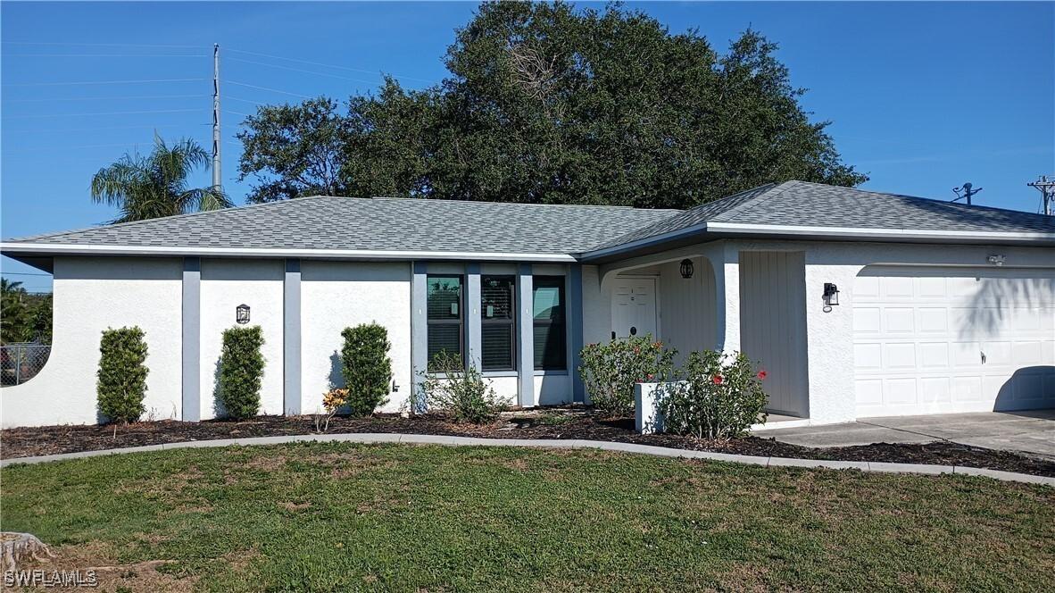 316 SE Santa Barbara Pl., Cape Coral, FL 33990
