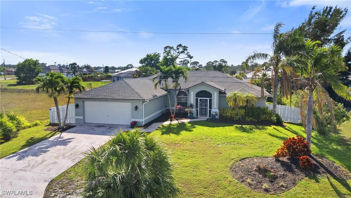 2014 NW 25th Pl., Cape Coral, FL 33993