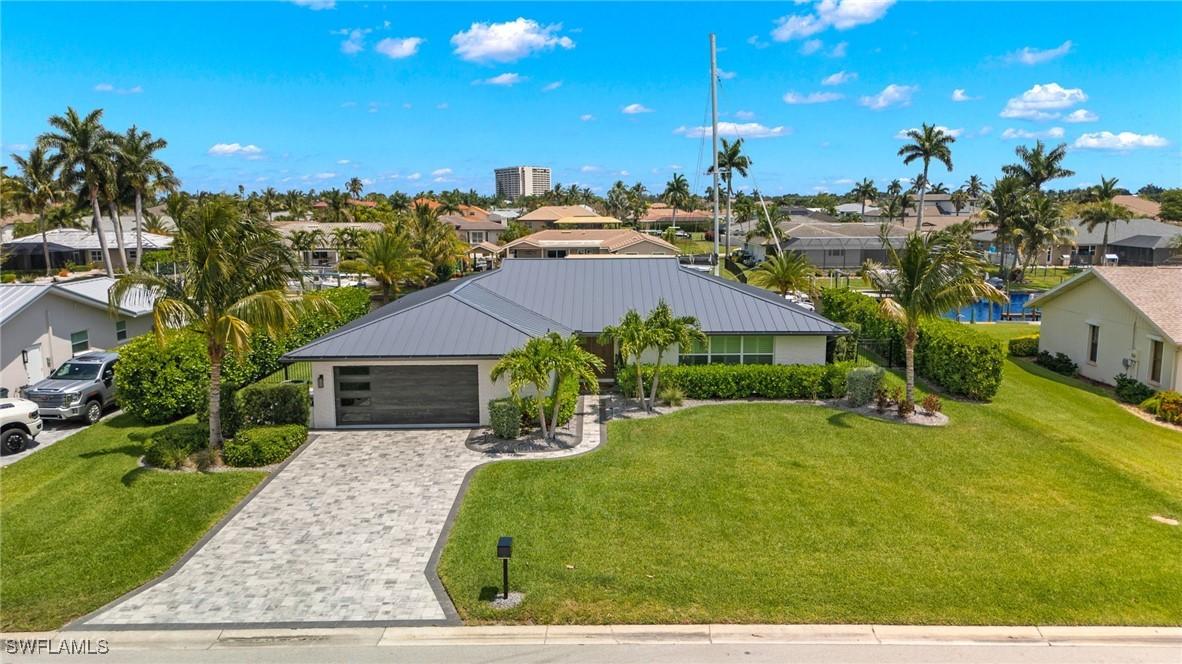 971 S Town And River Dr., Fort Myers, FL 33919