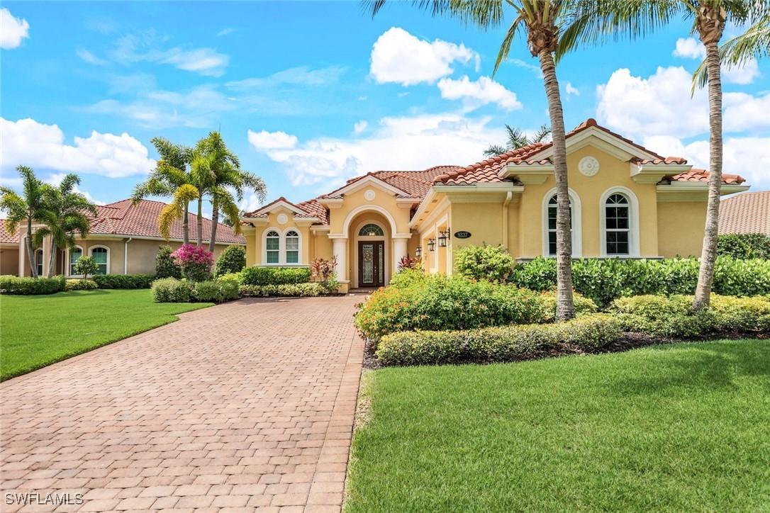 9337 Campanile Cir., Naples, FL 34114