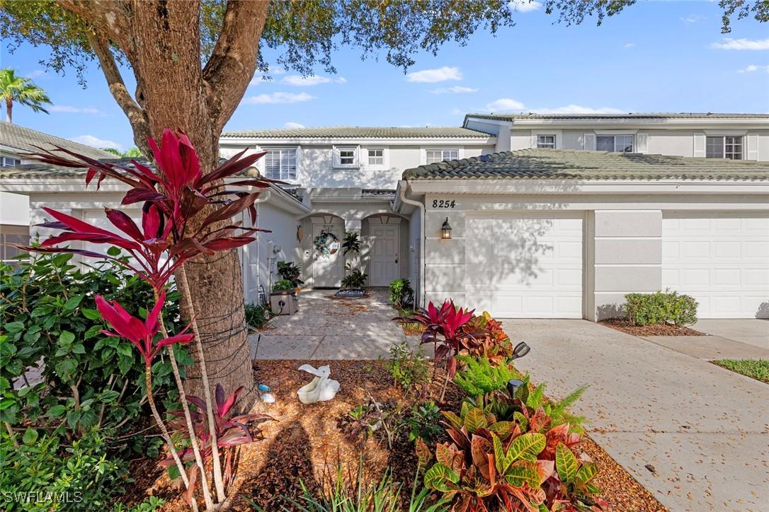 8254 Pacific Beach Dr., Fort Myers, FL 33966