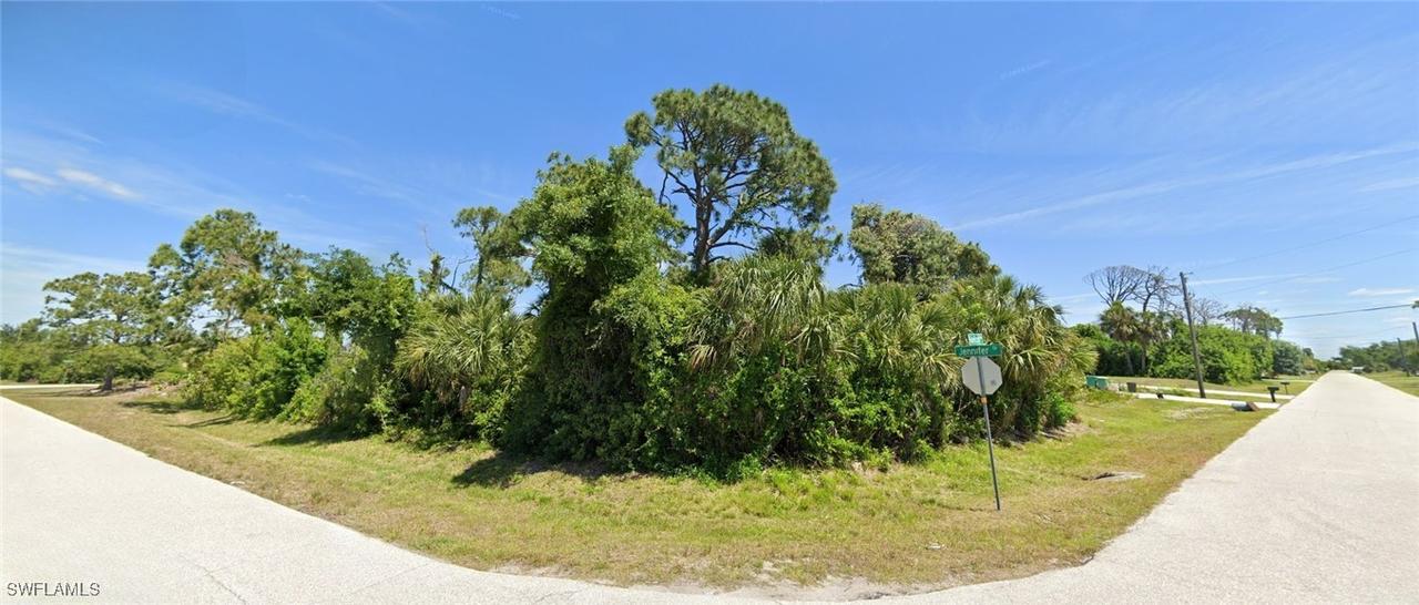 11924 Helicon Ave., Port Charlotte, FL 33981