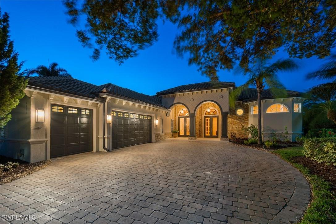 4000 Treadwater Ct., Naples, FL 34109