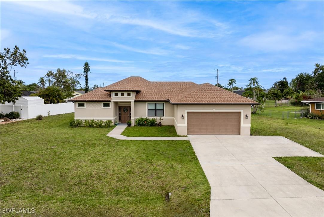 2717 Shelby Pkwy., Cape Coral, FL 33904