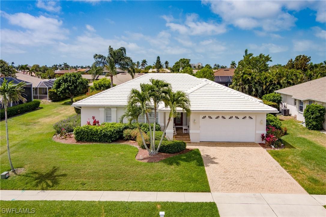 282 Sand Hill St., Marco Island, FL 34145