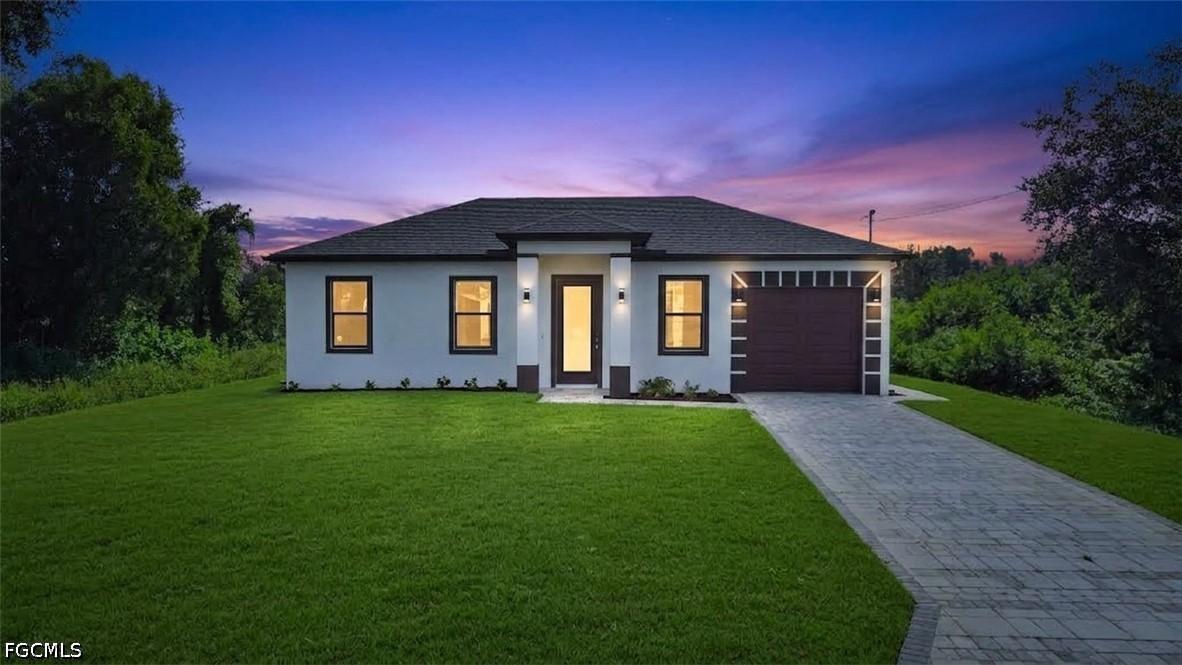 4703 Elva Ave., Lehigh Acres, FL 33976