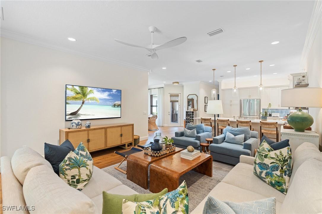 13541 Coronado Dr., Naples, FL 34109