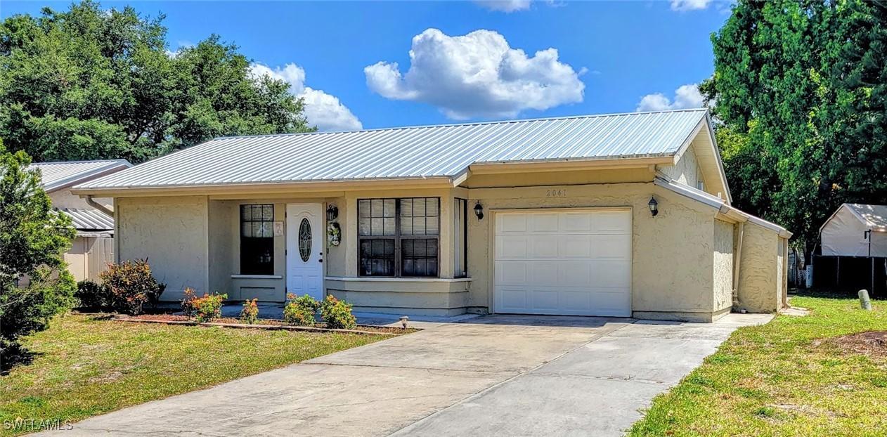 2041 Schooner Dr., Labelle, FL 33935