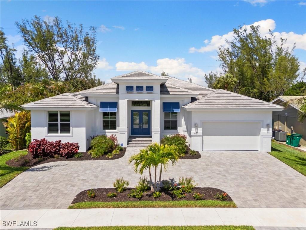 641 Diplomat Ct., Marco Island, FL 34145
