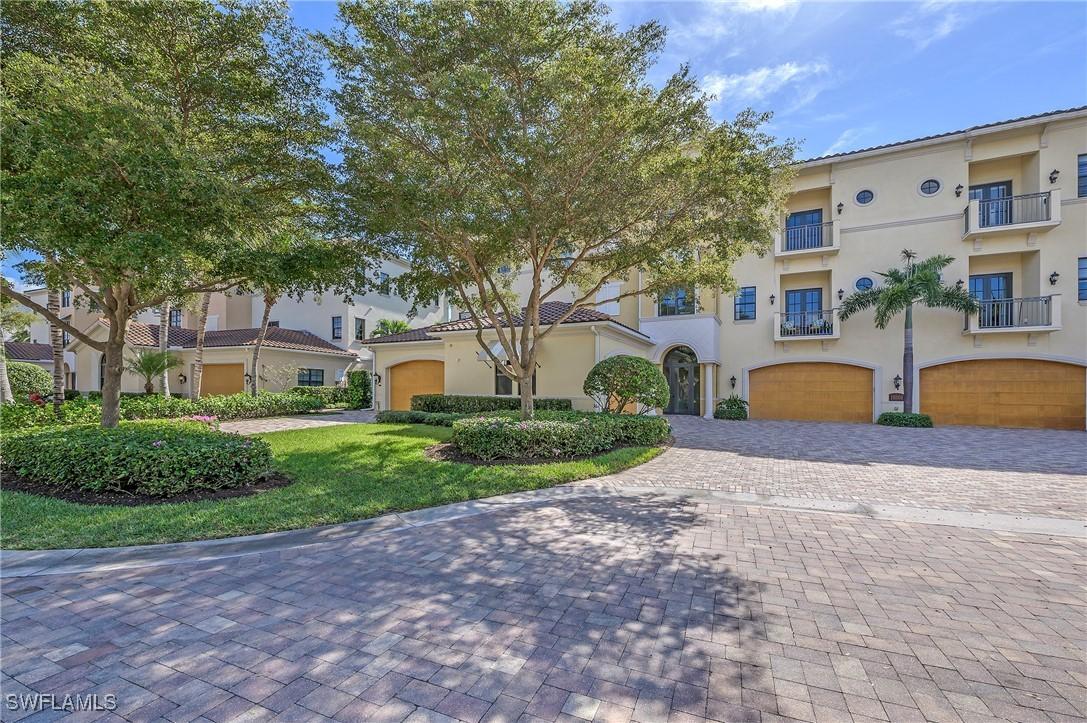 11001 Via Tuscany Ln. #202, Miromar Lakes, FL 33913