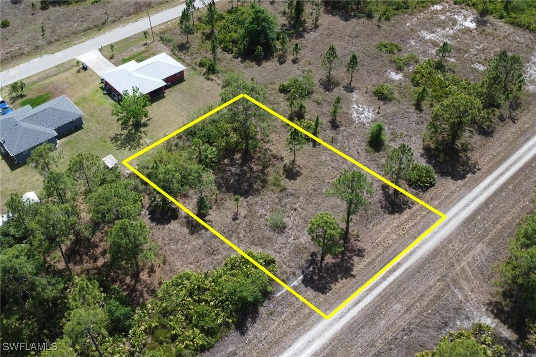 1052 Chandlee St., Lehigh Acres, FL 33974