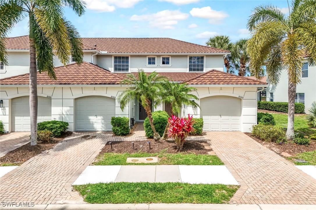 8590 Athena Ct., Lehigh Acres, FL 33971