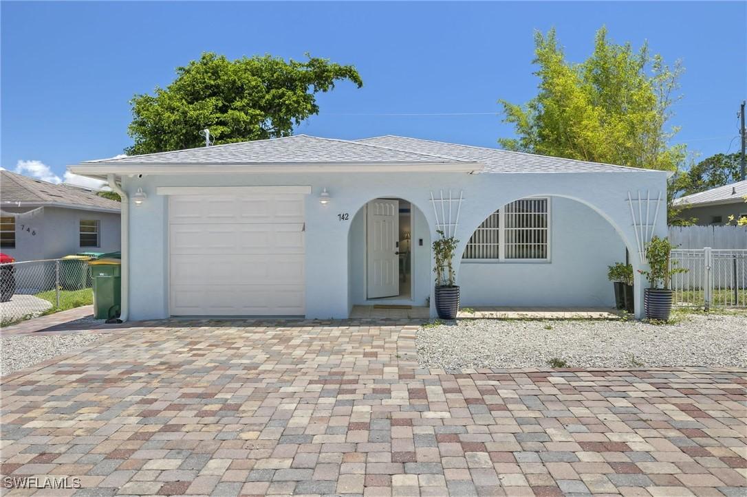 742 111th Ave., Naples, FL 34108