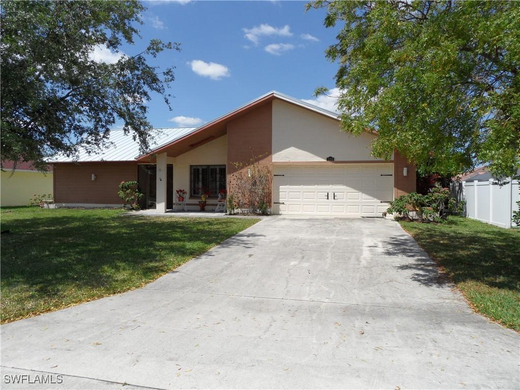 1216 SE 22nd Pl., Cape Coral, FL 33990