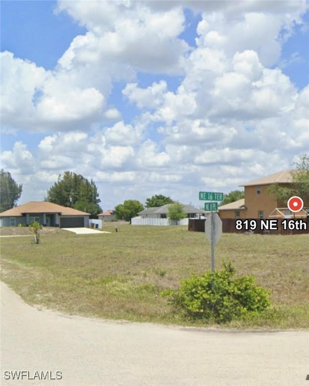 819 NE 16th Ter., Cape Coral, FL 33909
