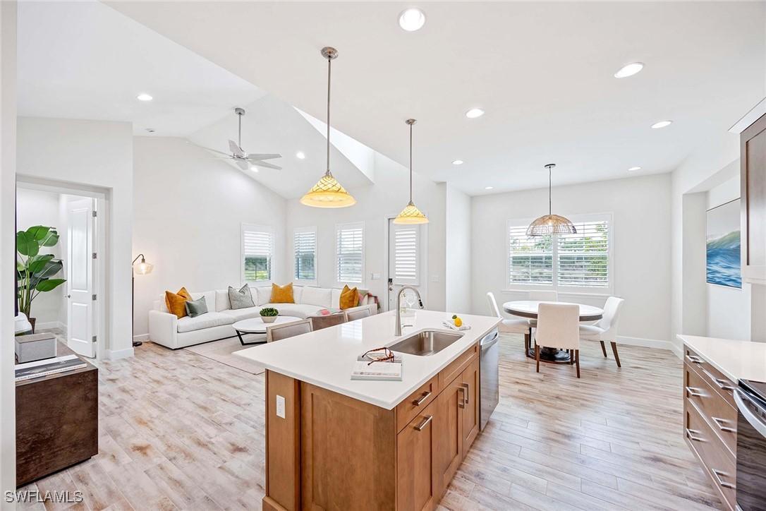 7018 Saona Ct., Naples, FL 34113