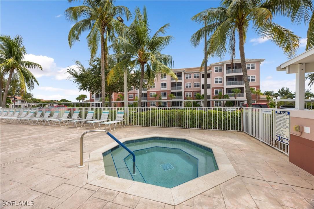 15901 Royal Pointe Ln. #404, Fort Myers, FL 33908