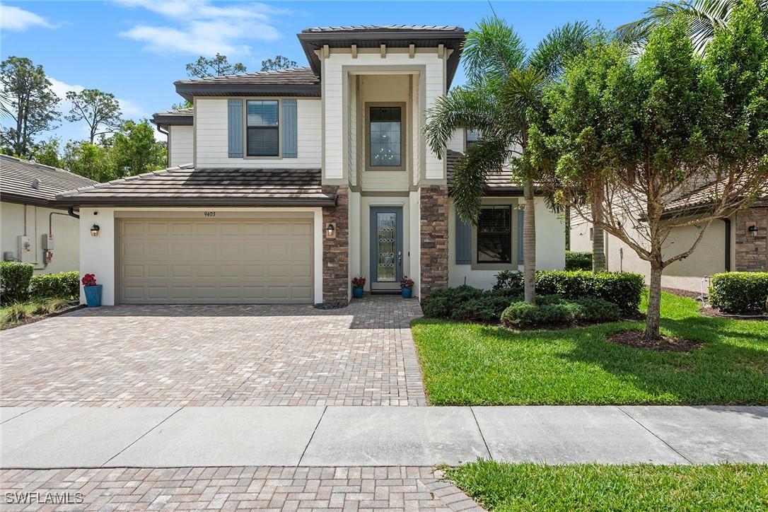 9403 Foxglove Ln., Naples, FL 34120
