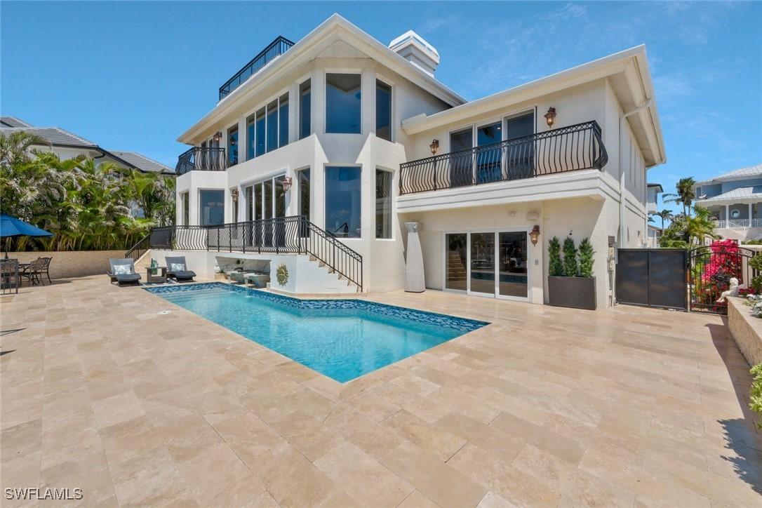 152 Conners Ave., Naples, FL 34108