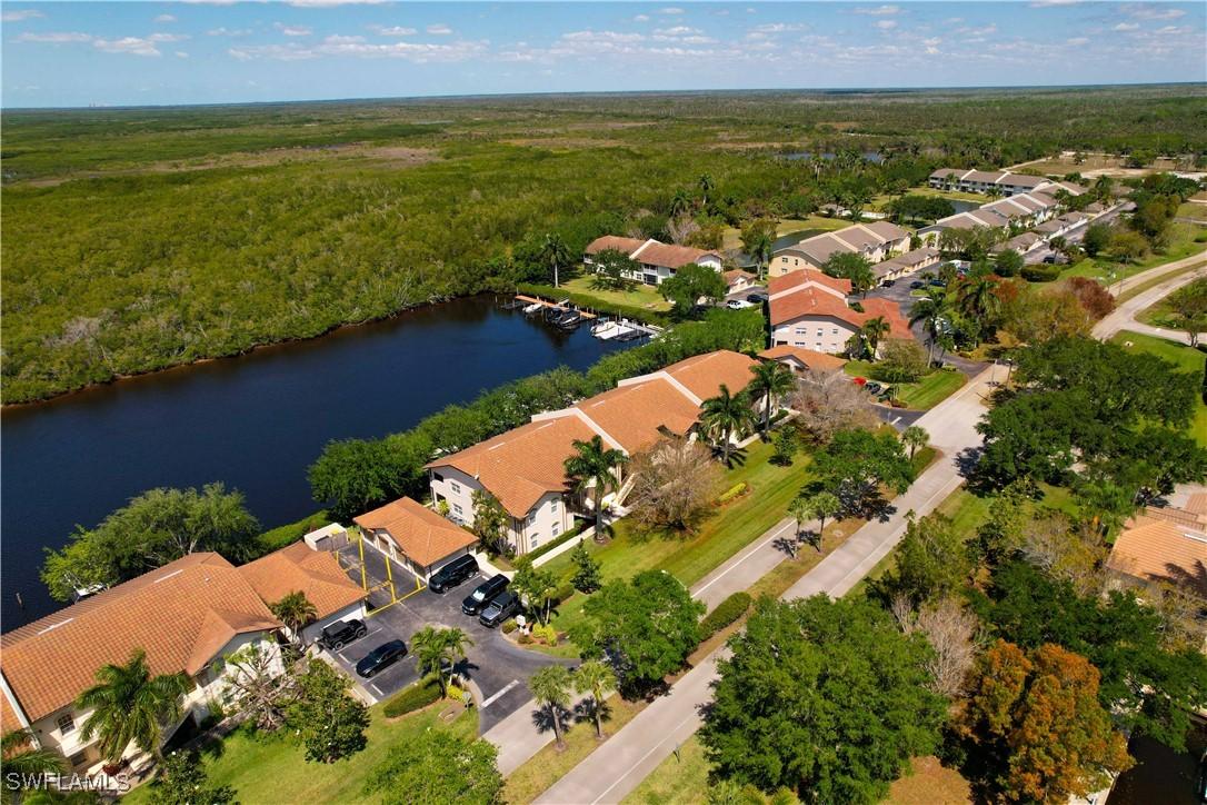 266 Newport Dr. #307, Naples, FL 34114