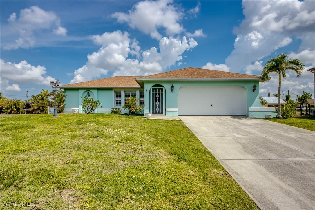 1033 NE 2nd St., Cape Coral, FL 33909